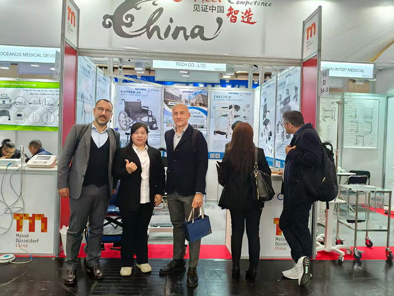 Дубайдағы көрмеде Yuteng Medical